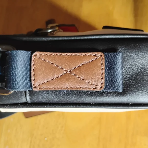 Coach Terrain Colorblock Cream And Black Leather Crossbody